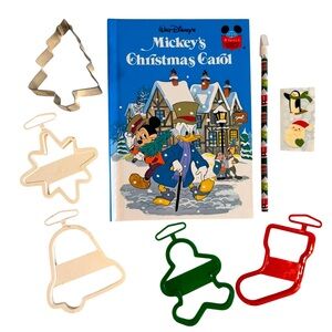 Christmas bundle Disney Mickeys Christmas Carol 4 Wilton cookie cutters & more